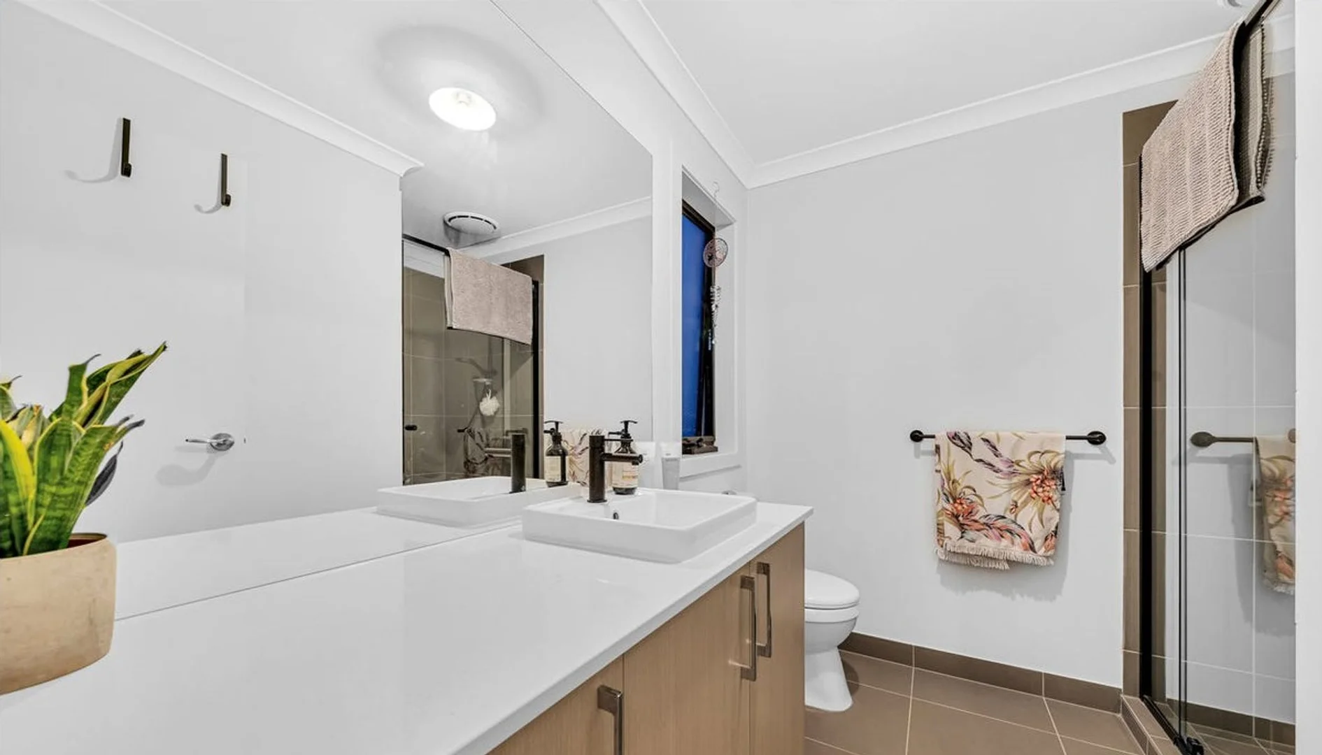 Additional image 9 of 31 Magias Circuit, Clyde VIC 3978
