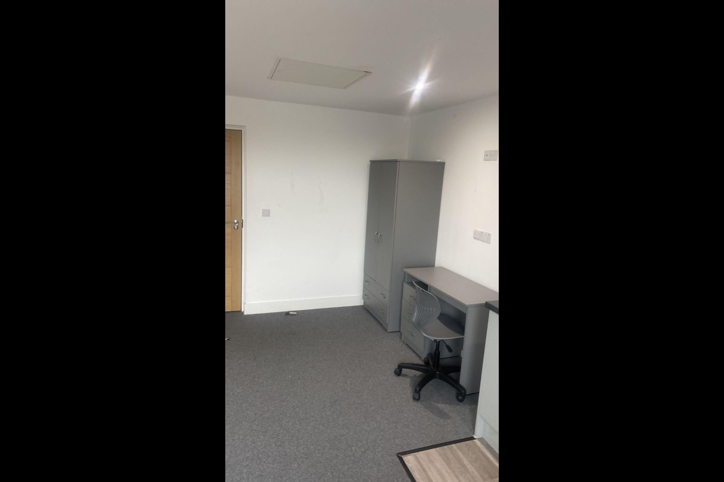 Studio Flat, Phoenix Place, BS16, N1 7GU photo 3