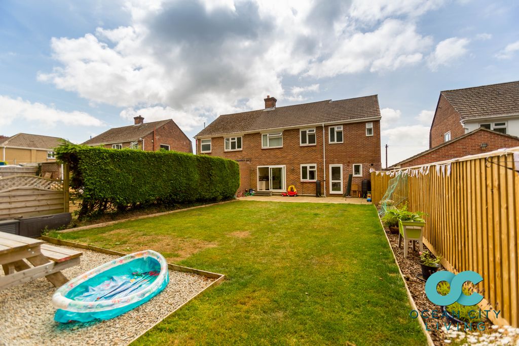 Additional image 4 of 3 bed semi-detached house to rentSouthwell Road, Plymouth PL6