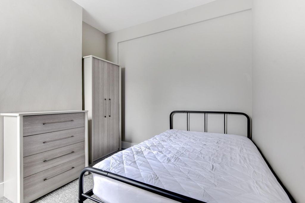 Additional image 38 of 7 bed semi-detached house to rentBernard Road, Brighton BN2