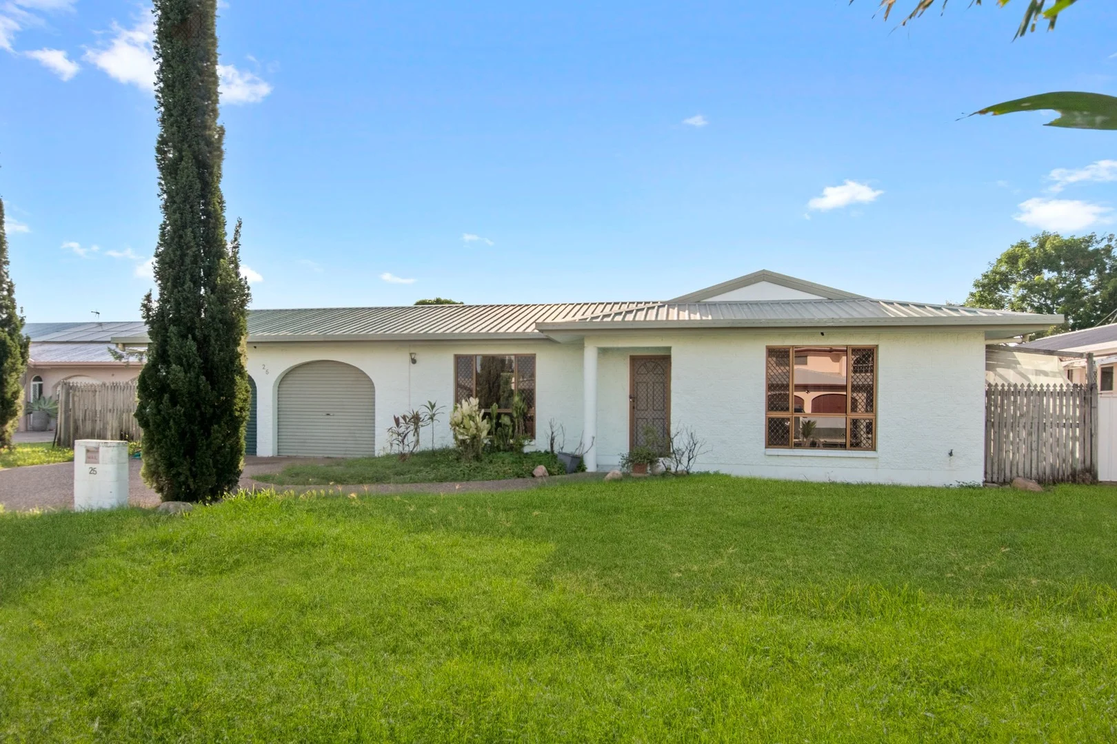 25 Campion Cir, Kirwan QLD 4817