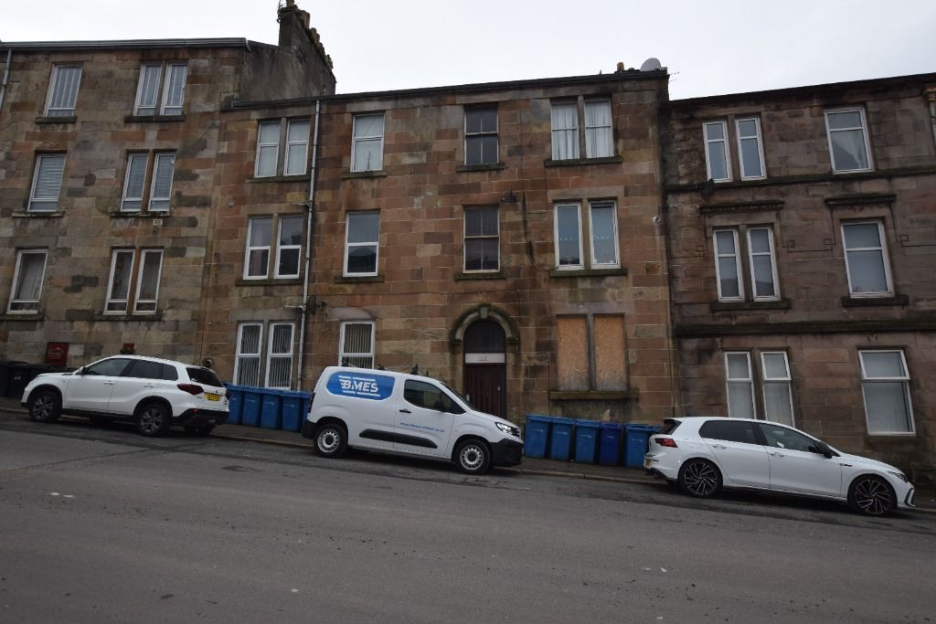 1 bed flat to rentDempster Street, Greenock, Inverclyde PA15