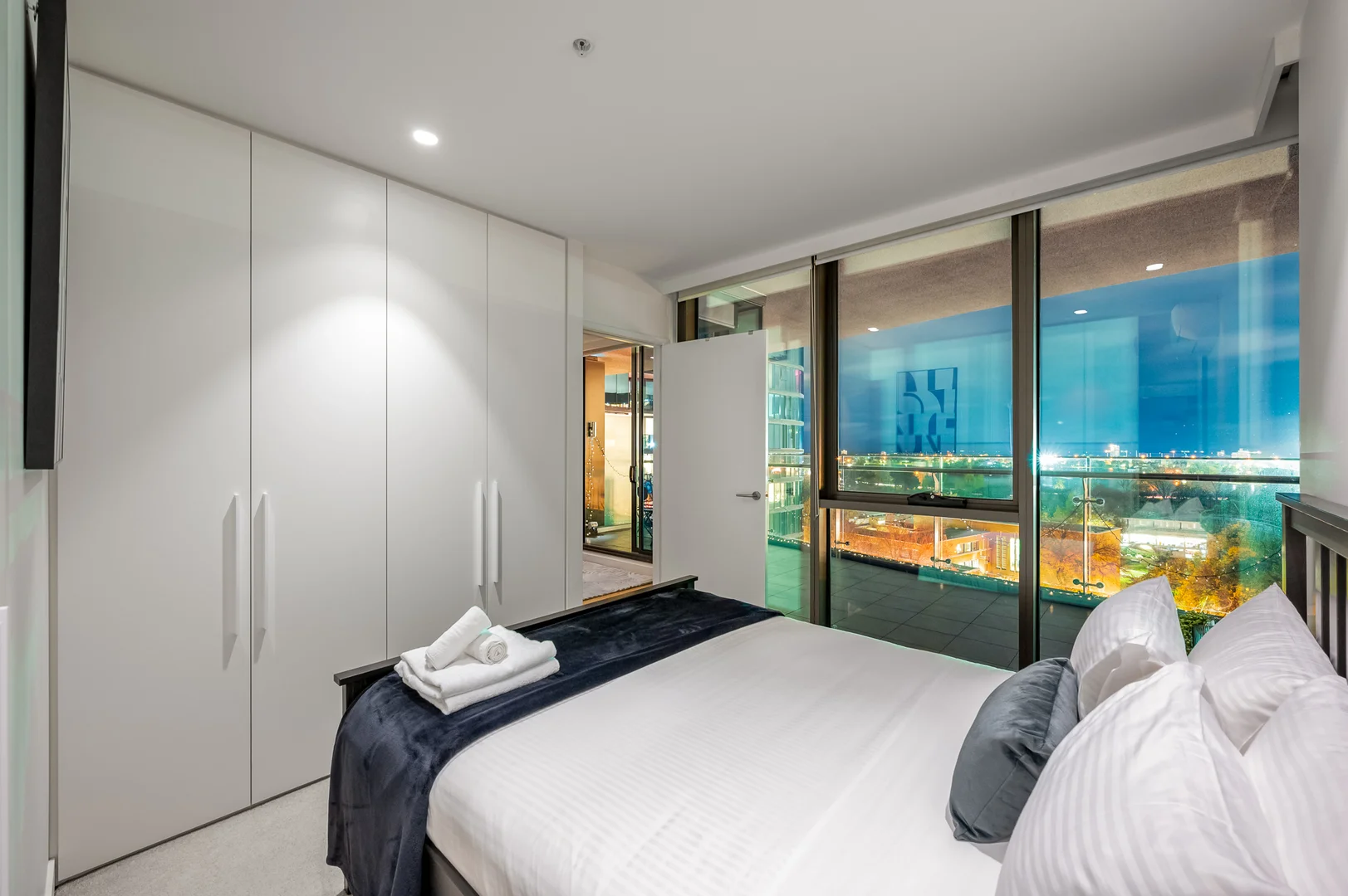 Additional image 13 of 912/35 Albert Road, Melbourne VIC 3004