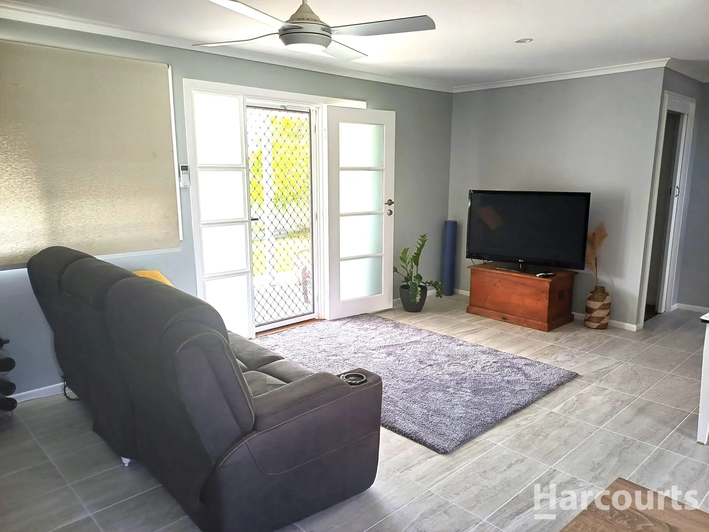 Additional image 3 of 27 Cooloola Crescent, Urangan QLD 4655