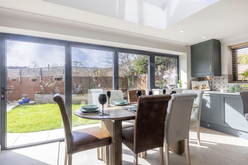 Additional image 3 of 5 bed detached house to rentCollege Baths Road, Cheltenham GL53