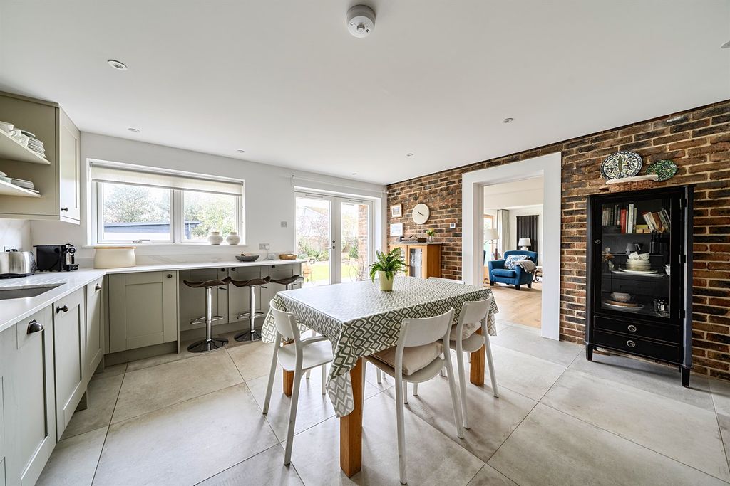 Additional image 11 of 3 bed detached house to rent20 Burley Road, Bognor Regis, West Sussex PO22