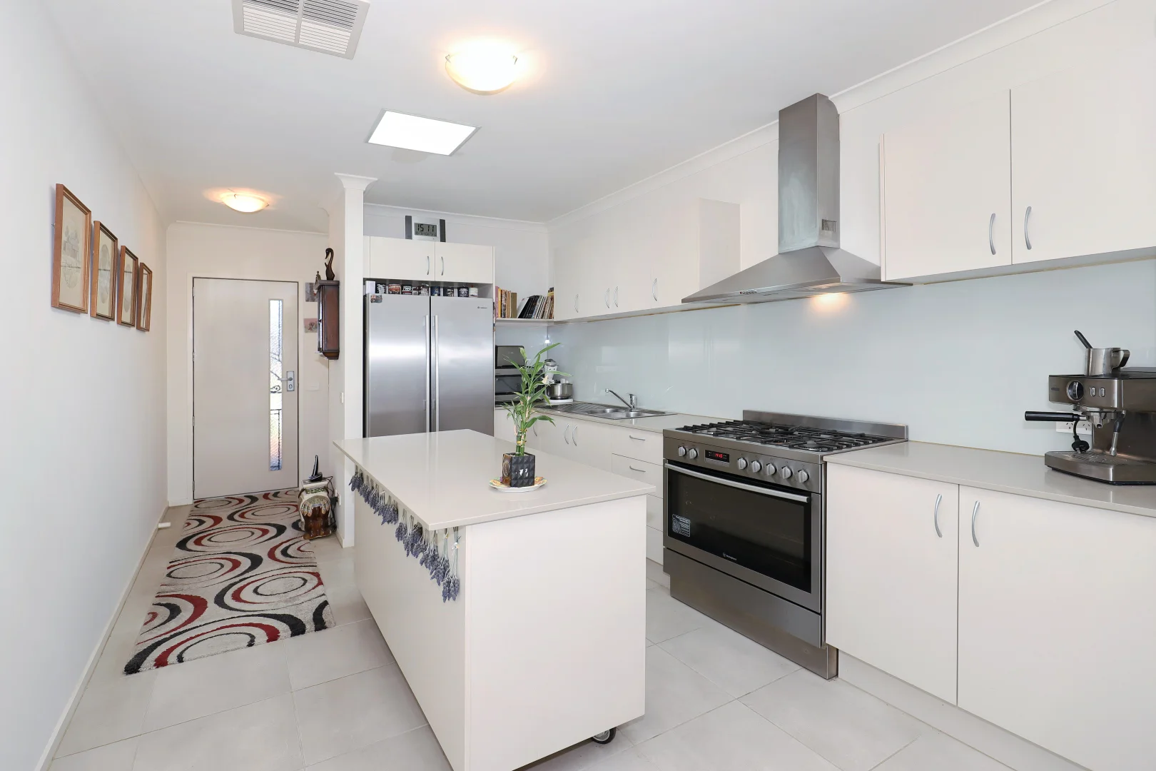 Additional image 2 of 31 Travers Street, Craigieburn VIC 3064