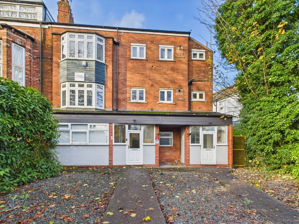 2 bed flat for salePrinces Avenue, Hull HU5