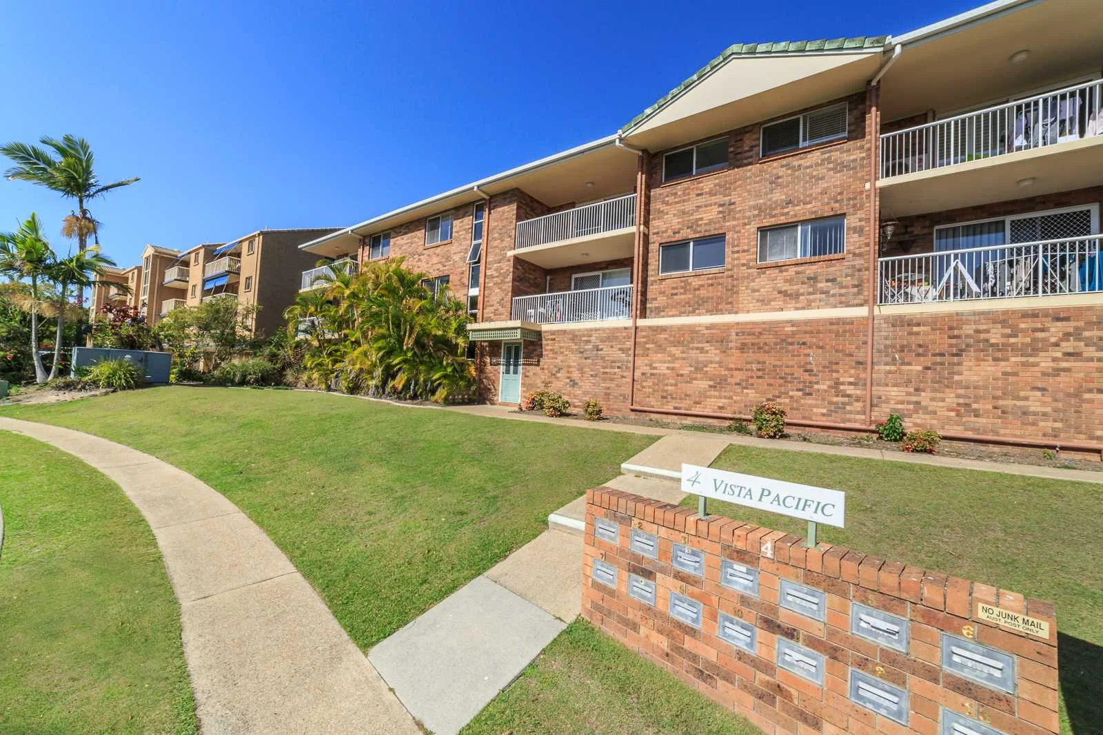 3/4 Clancy Court, Tugun QLD 4224