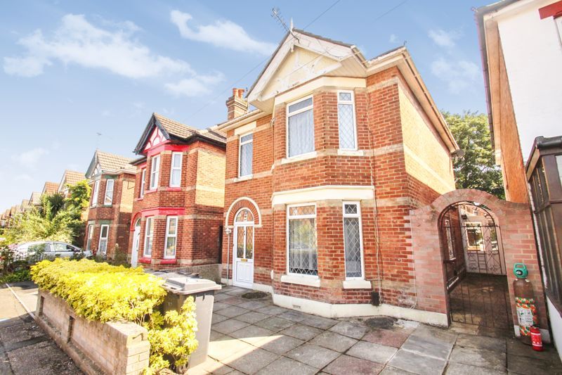 6 bed detached house to rentOsborne Road, Winton BH9