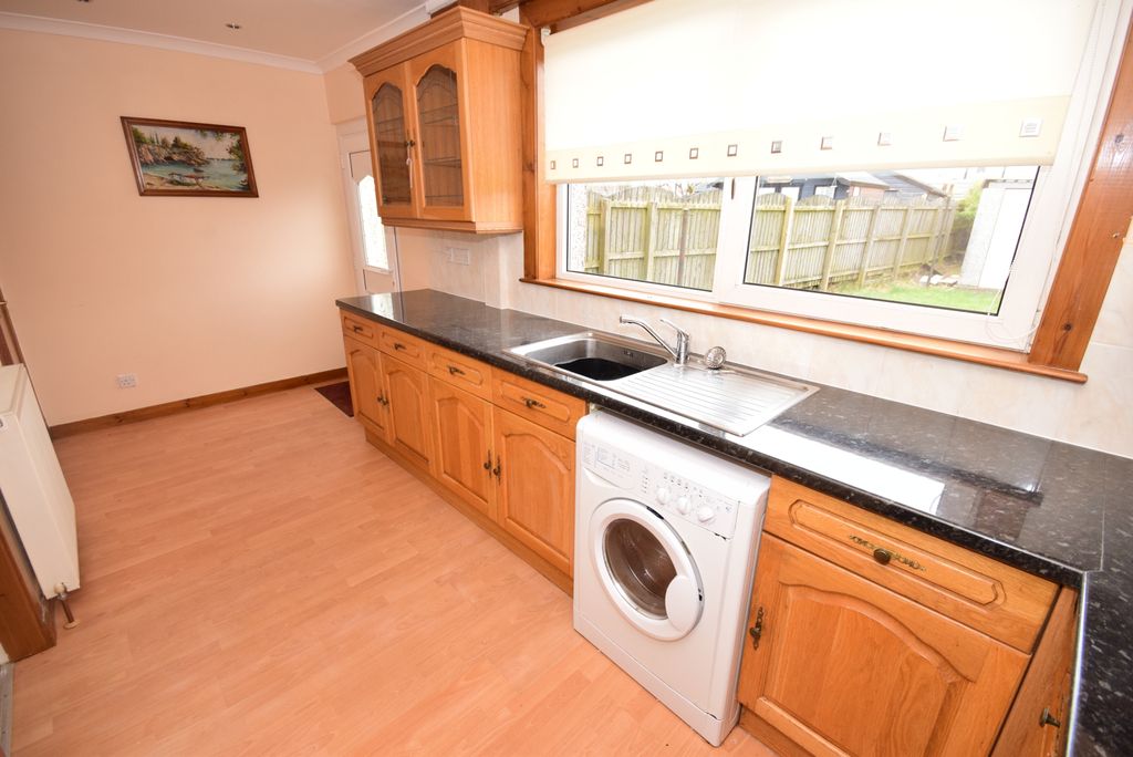 Additional image 5 of 2 bed end terrace house to rentHarthill ML7