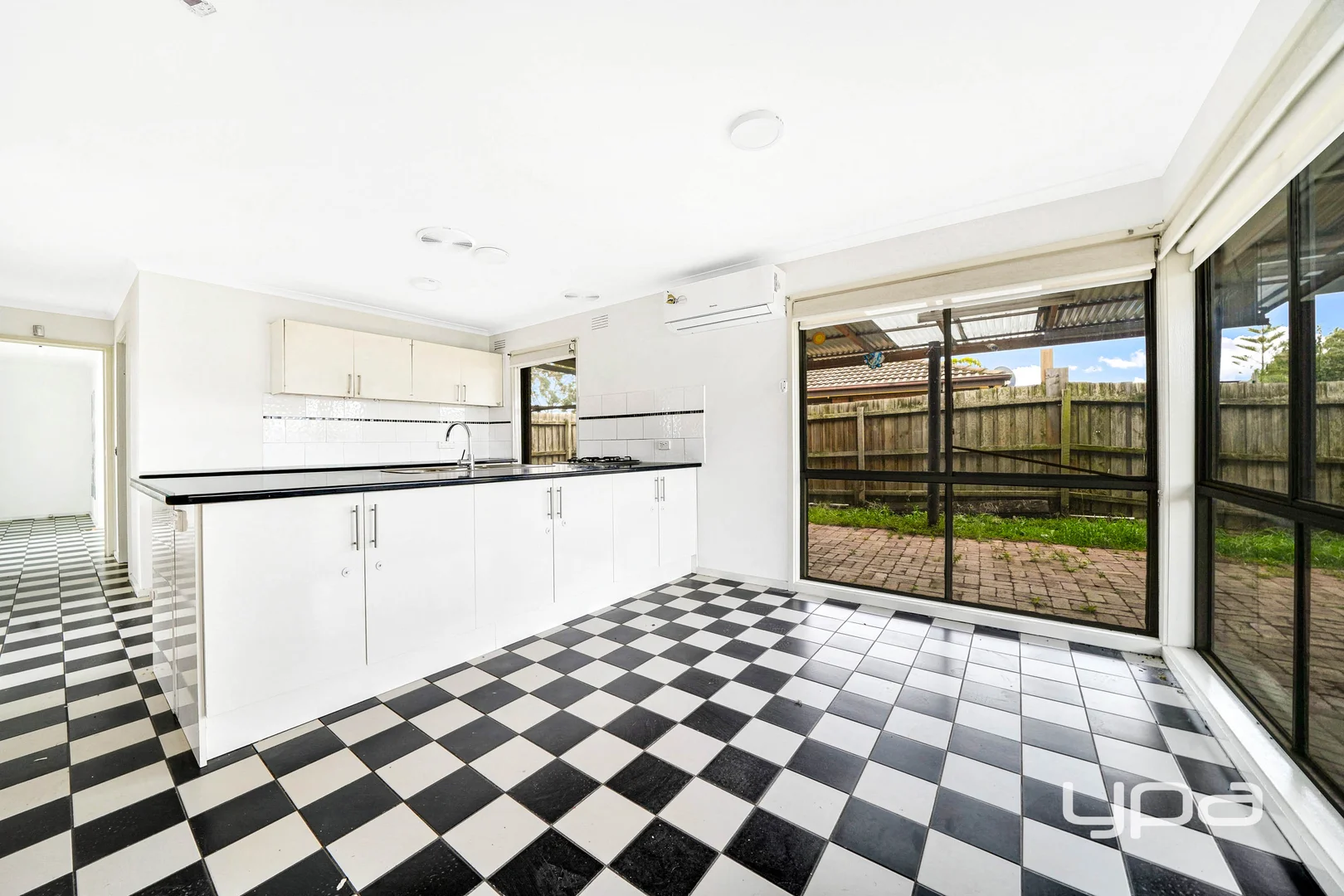 Additional image 4 of 6 Malmsbury Drive, Meadow Heights VIC 3048