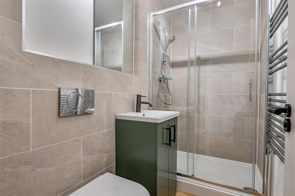Additional image 5 of 2 bed flat to rentWaterloo Street, Clifton, Bristol BS8