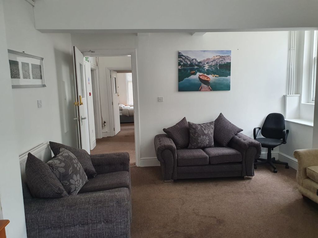 Additional image 9 of 4 bed flat to rentPearson Park, Hull HU5