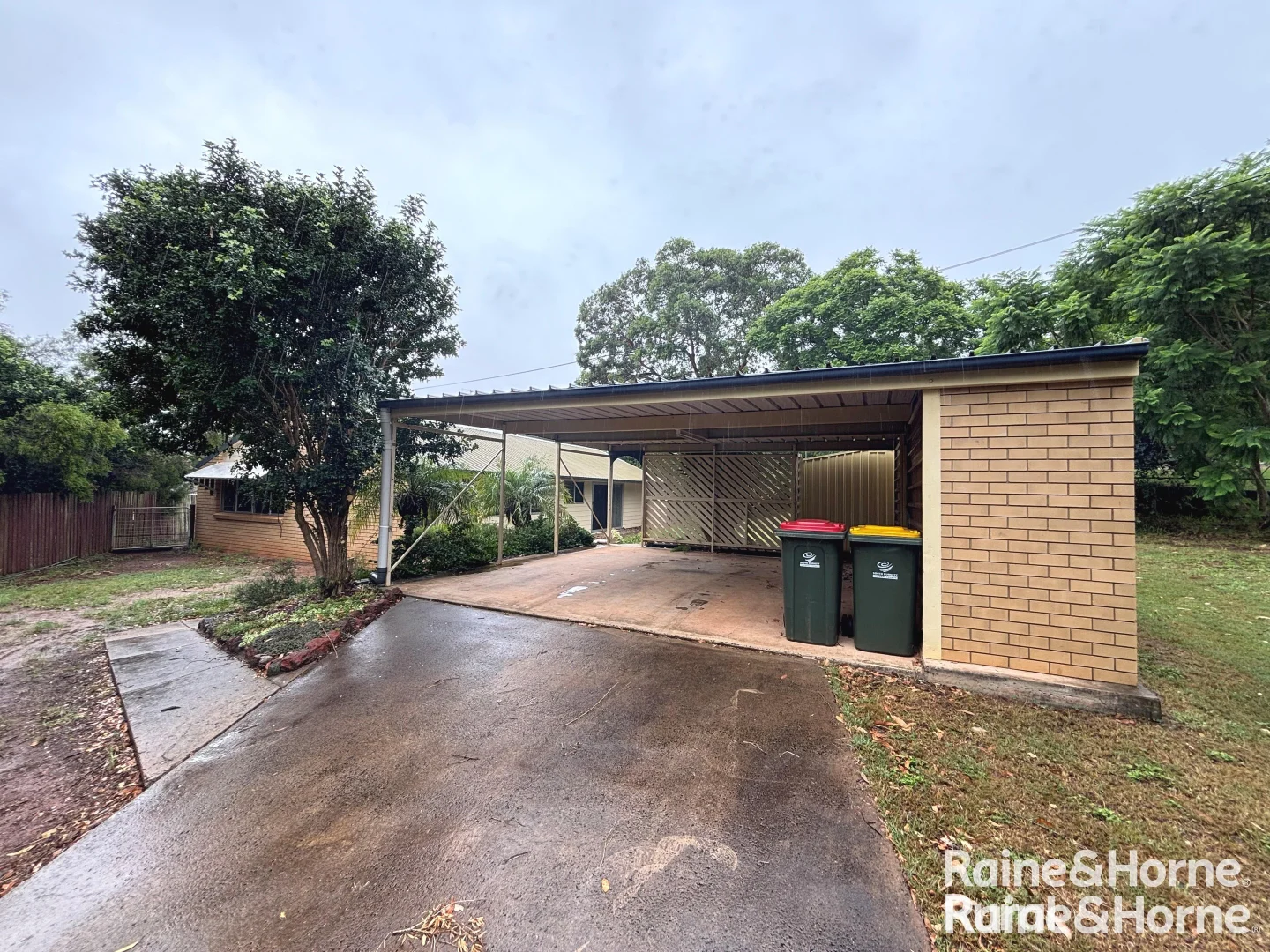 6 Murray Parade, Kingaroy QLD 4610 photo 3