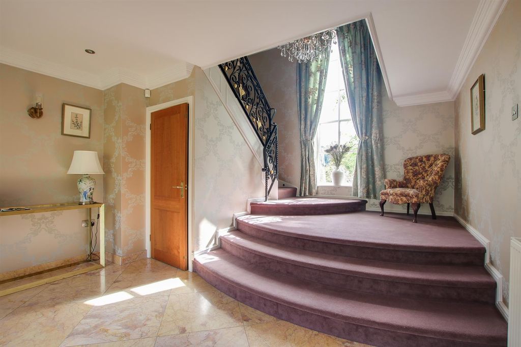 Additional image 16 of 5 bed country house to rentHarbridge Court, Somerley BH24