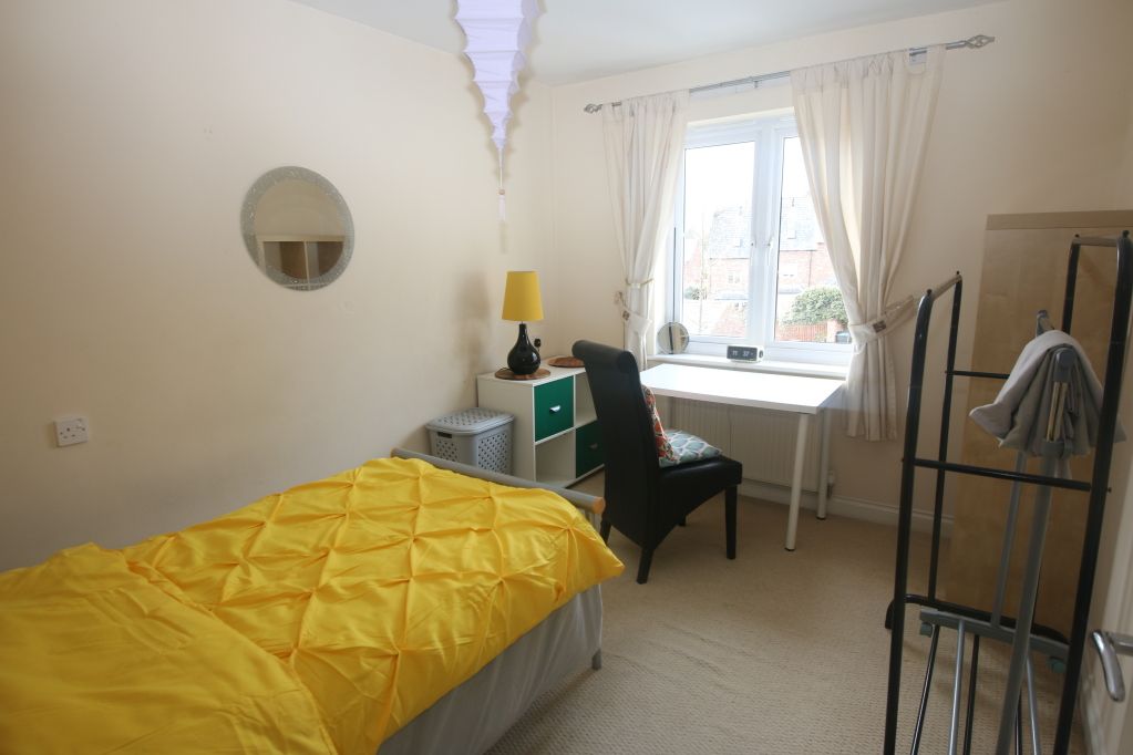 2 bed flat to rentBoste Crescent, Durham DH1 photo 5