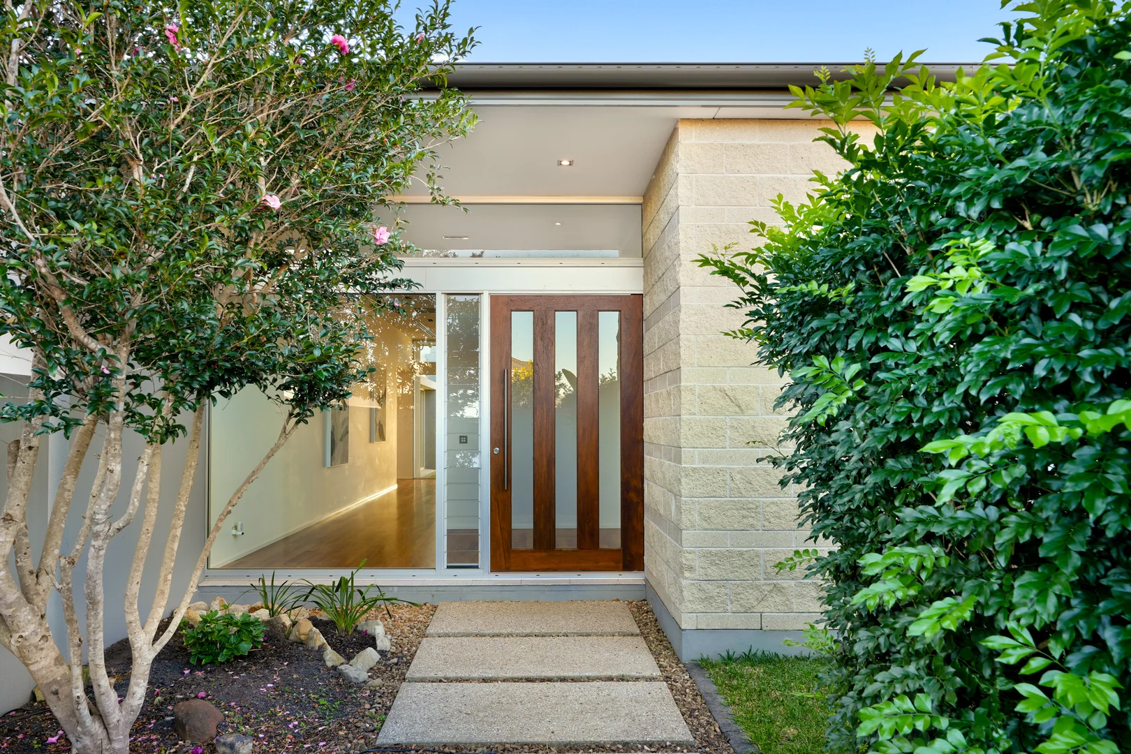 Additional image 2 of 37 Martinique Way, Clear Island Waters QLD 4226