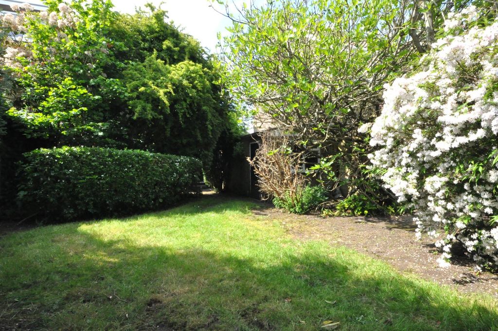 Additional image 15 of 3 bed semi-detached house to rentVineries Close, Leckhampton, Cheltenham GL53