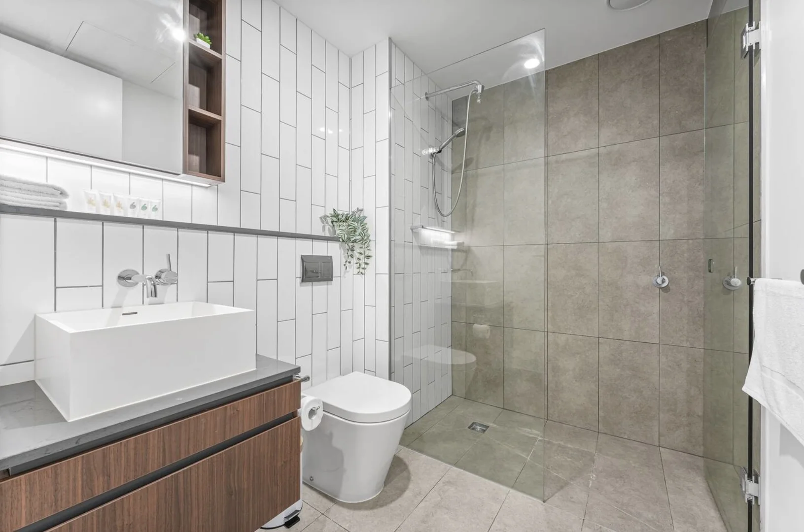 Additional image 10 of 806/23 Batman Street, West Melbourne VIC 3003