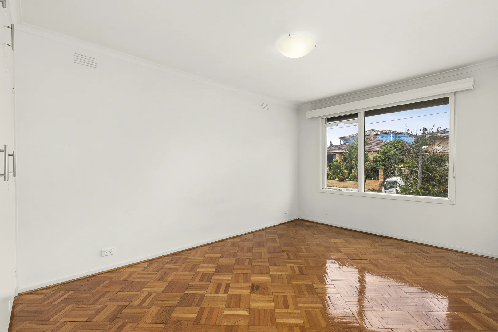 Additional image 2 of 4/343 Doncaster Road, Balwyn North VIC 3104