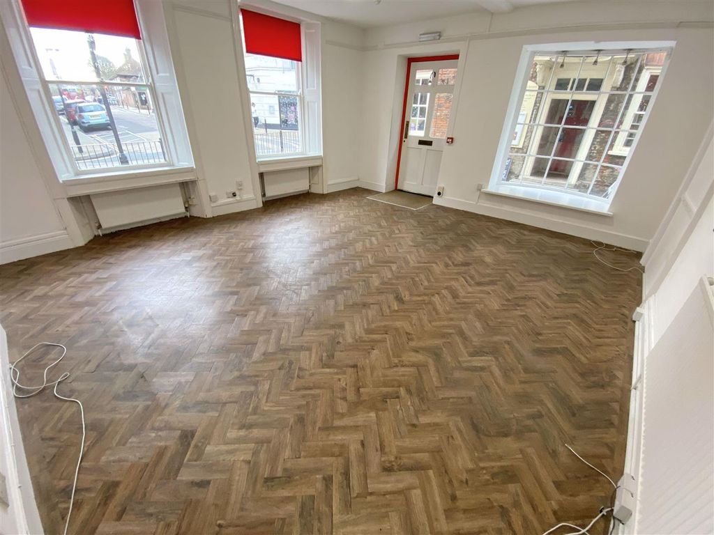 Additional image 2 of Retail premises to rentSt. Thomas' Square, Newport PO30