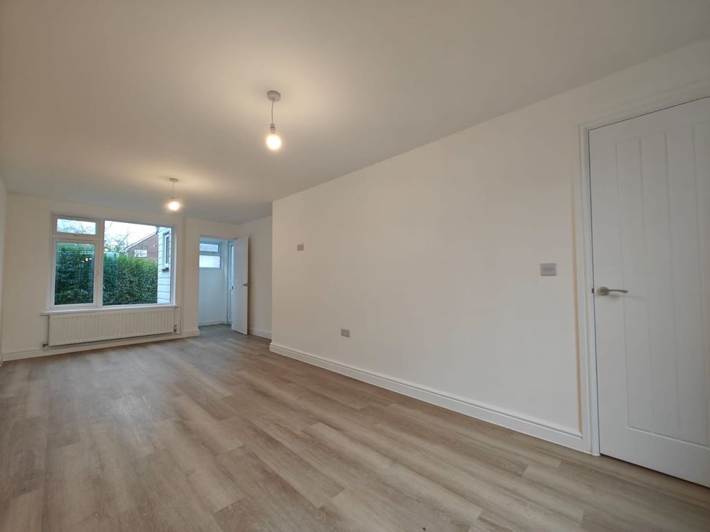 Additional image 6 of 3 bed end terrace house to rentRibble Square, Bettws NP20