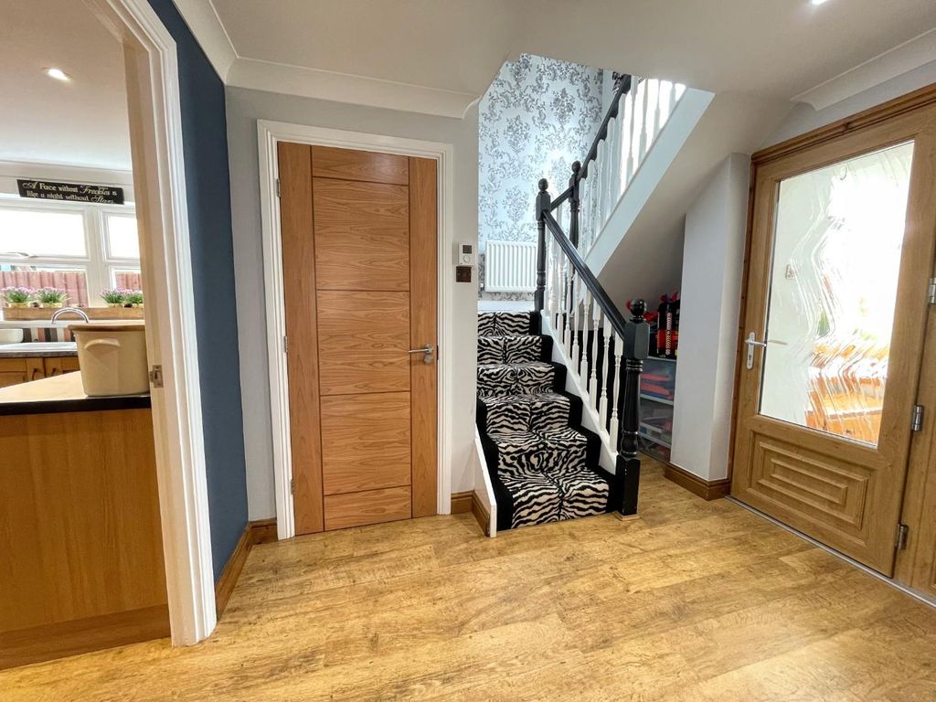 Additional image 11 of 3 bed detached house to rentNorthside Close, Middridge, Newton Aycliffe DL5