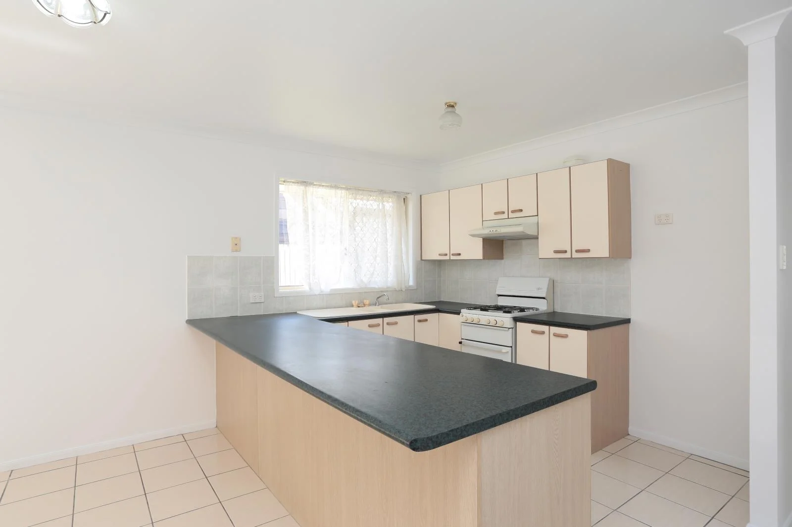 Additional image 2 of 8 Violet Place, Wavell Heights QLD 4012