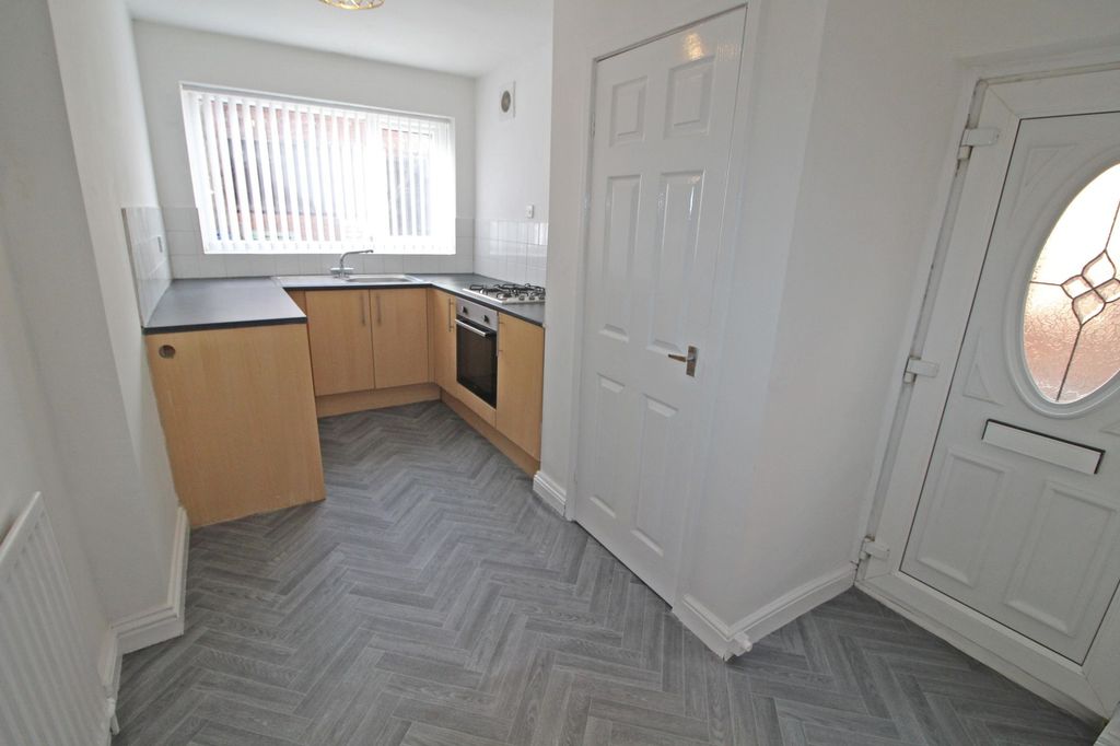 Additional image 3 of 2 bed flat to rentPlessey Road, Blyth NE24