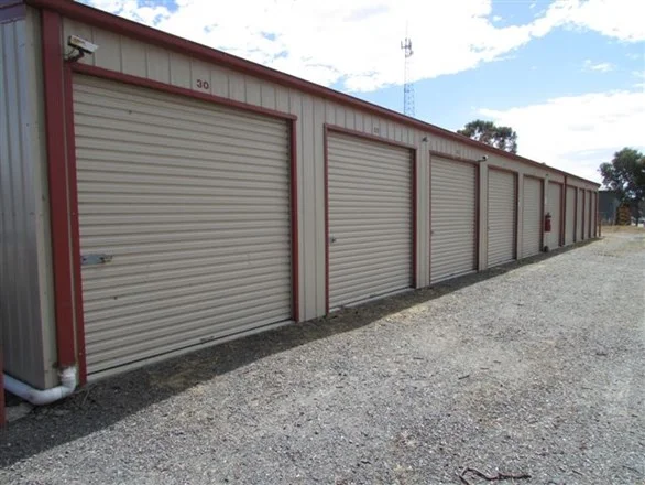 47 Thomas Street, Warracknabeal VIC 3393 photo 2