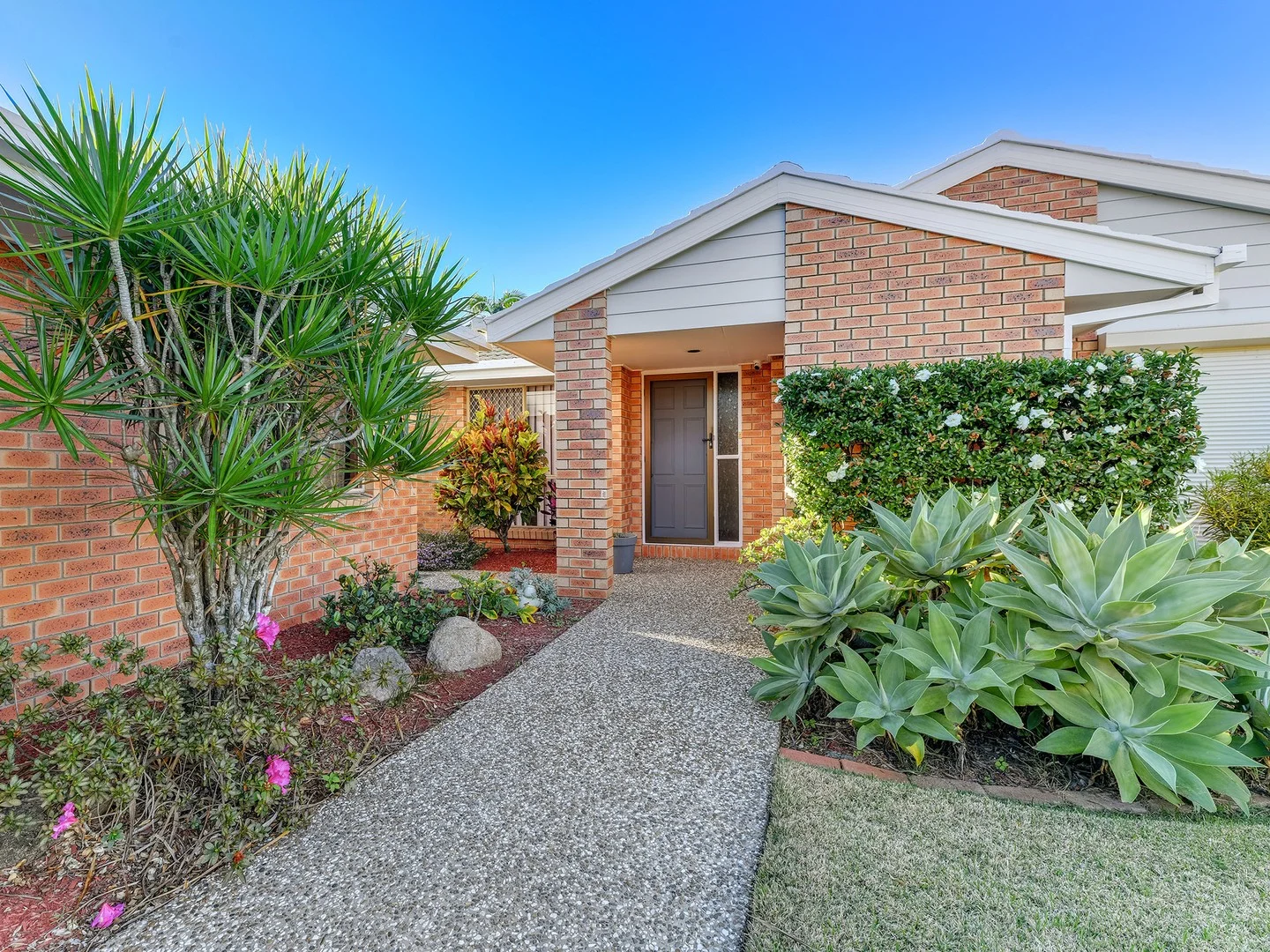 9 Narona Street, Middle Park QLD 4074