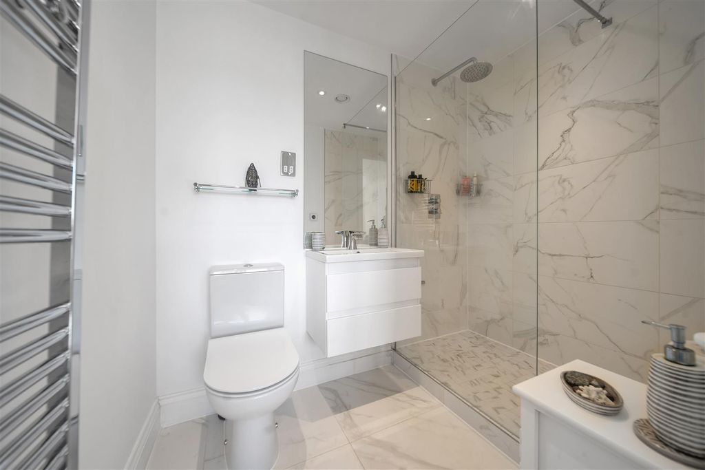 Additional image 9 of 3 bed flat to rentKey Street, Ipswich IP4