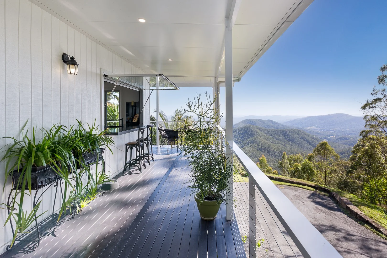 1716 Tamborine Oxenford Road, Wongawallan QLD 4210