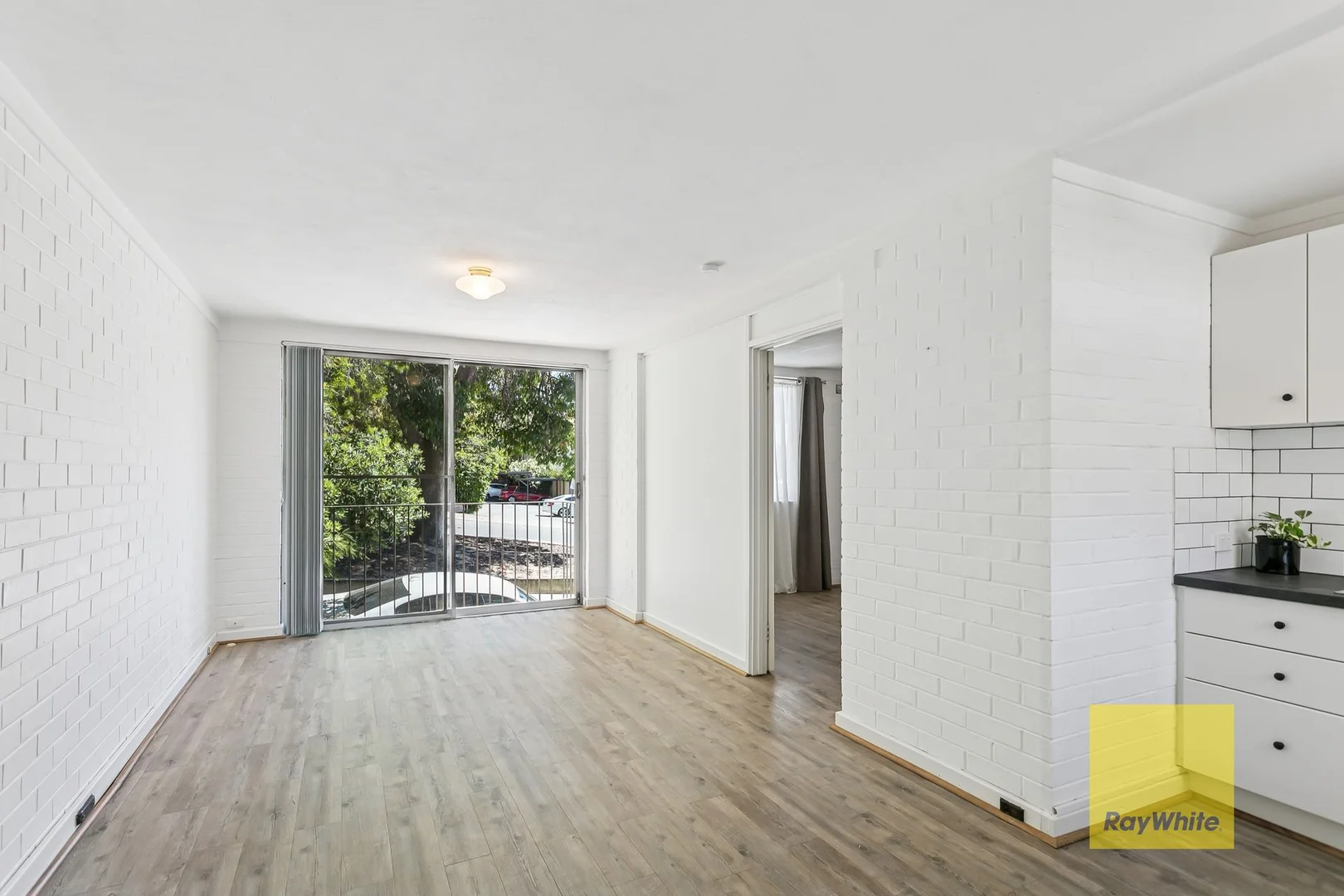 Additional image 4 of 4/74 Broadway, Crawley WA 6009