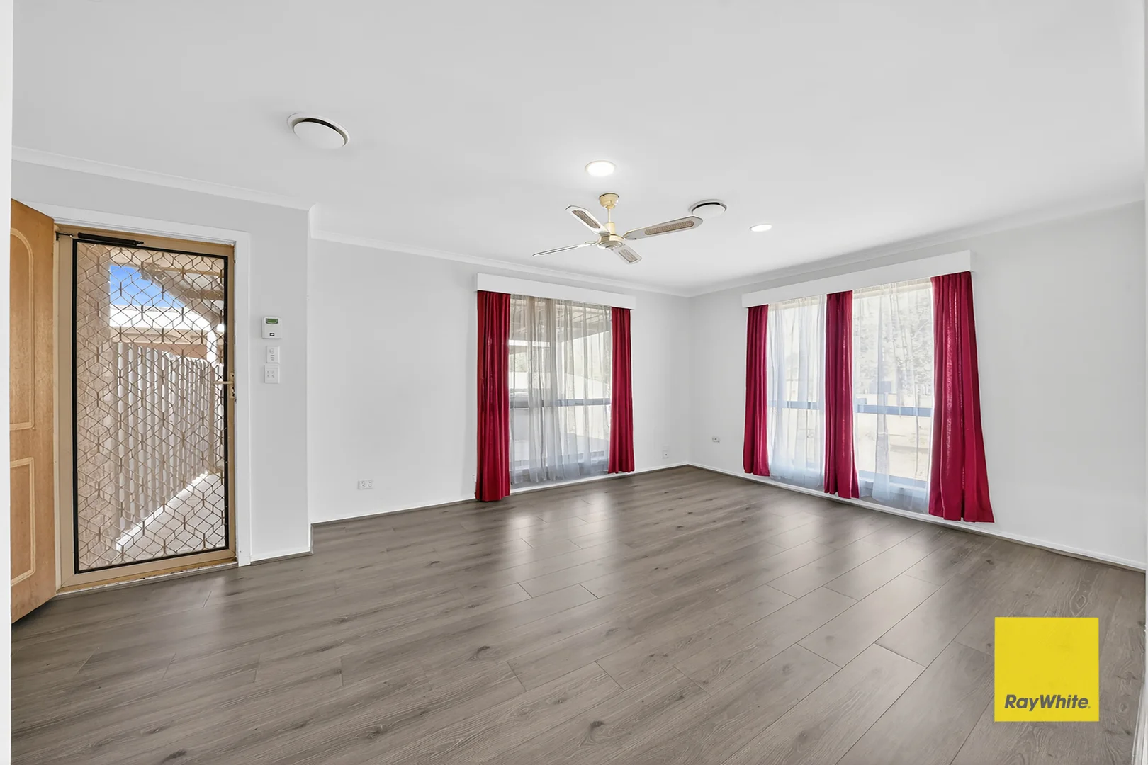 Additional image 3 of 51 SONGLARK CRESCENT, Werribee VIC 3030