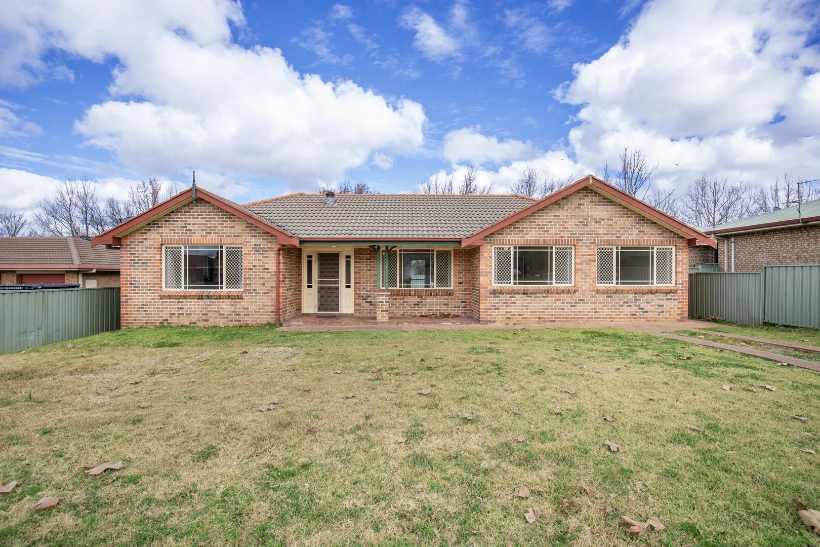 Additional image 4 of 6 Fiona Place, Armidale NSW 2350