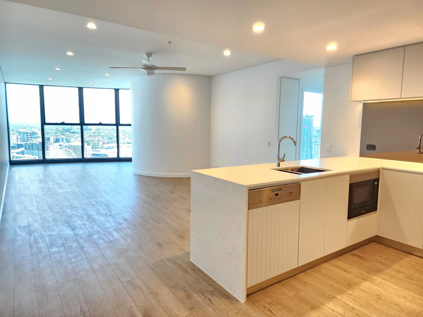 Additional image 3 of 2704/8 Adelaide Street, Brisbane City QLD 4000