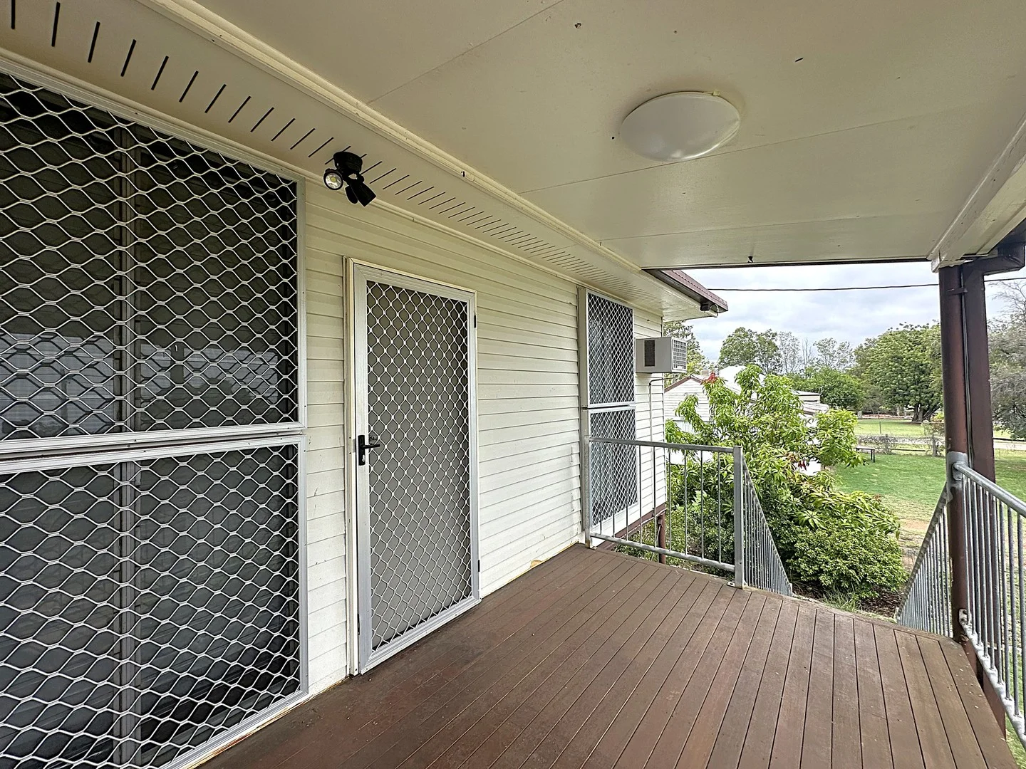 B/97 Yew Street, Barcaldine QLD 4725
