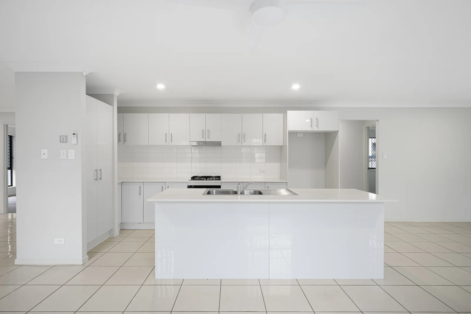 Additional image 2 of 18 Airedale Ct, Berrinba QLD 4117