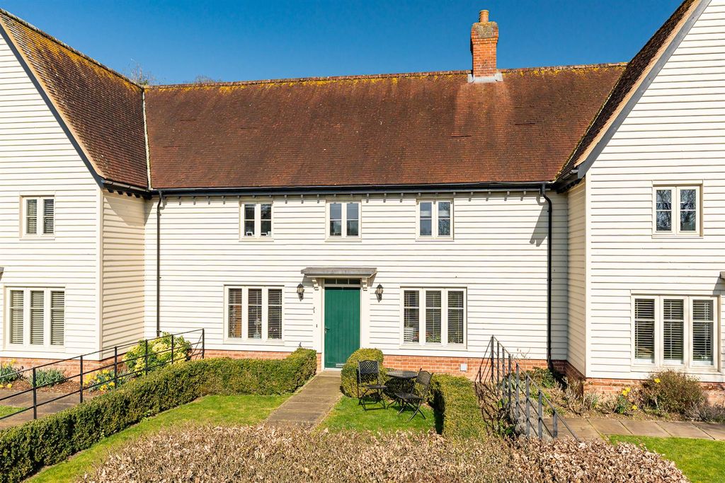3 bed terraced house for saleHarrison Lane, Balls Park, Hertford SG13
