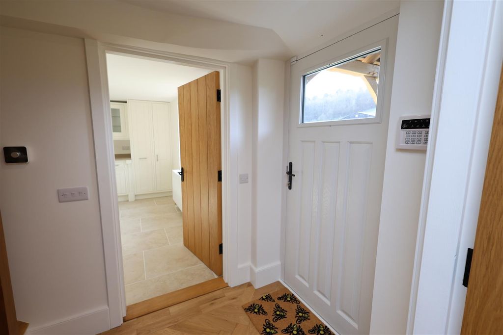 Additional image 12 of 4 bed detached house to rentShacklands Road, Shoreham, Sevenoaks TN14