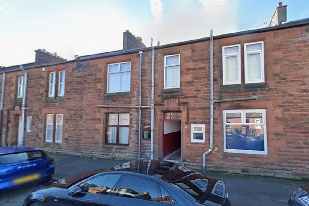2 bed flat for sale21D, Mackinlay Place, Eastmost Upper Flat And Garden, Kilmarnock KA13Dn KA1