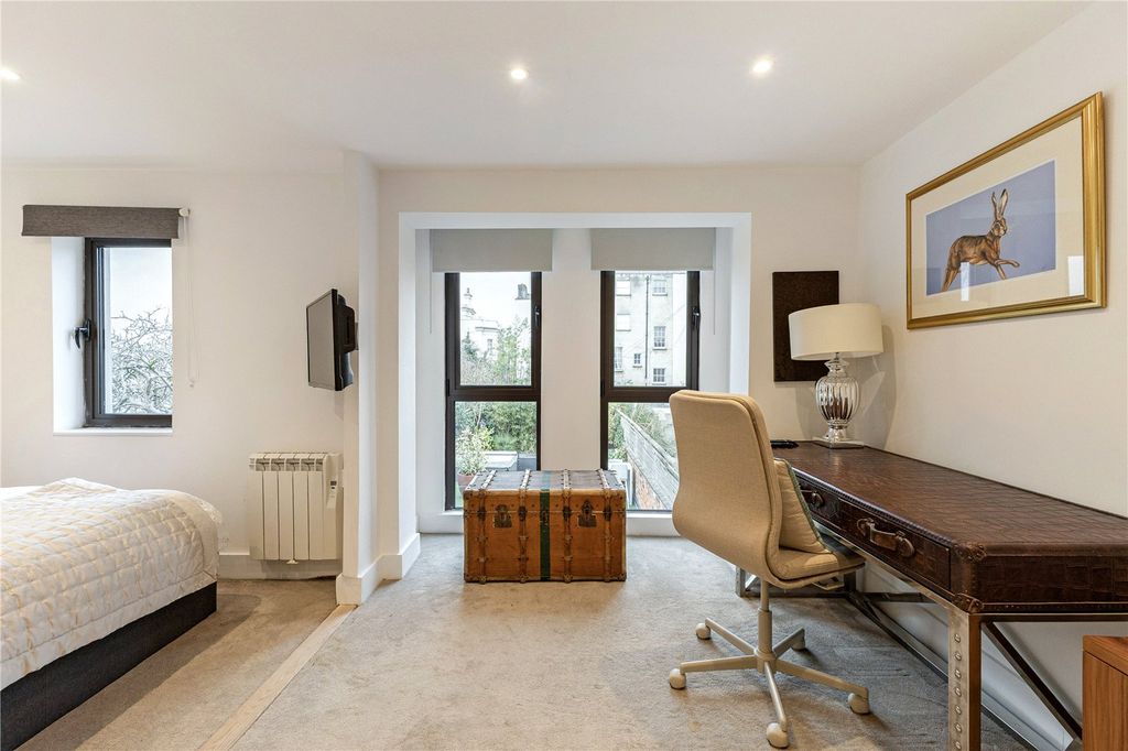 Additional image 22 of 4 bed detached house to rentOxford Walk, Cheltenham, Gloucestershire GL52