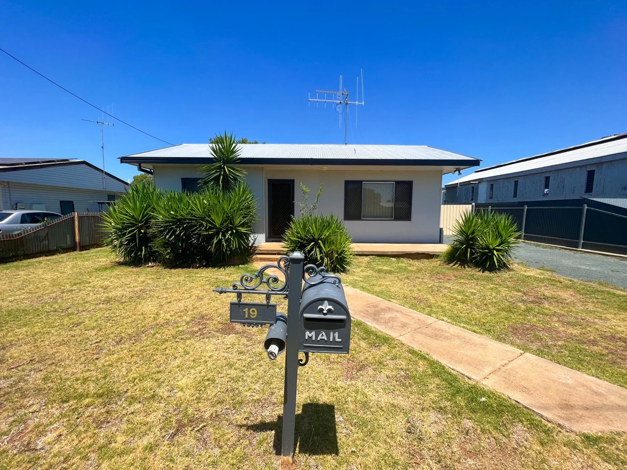 19 MacArthur Street, Parkes NSW 2870