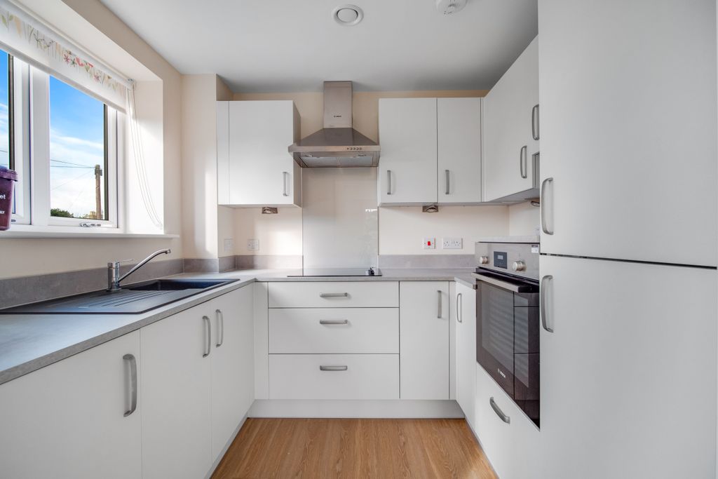 2 bed flat to rentFlood Lane, Bridport DT6