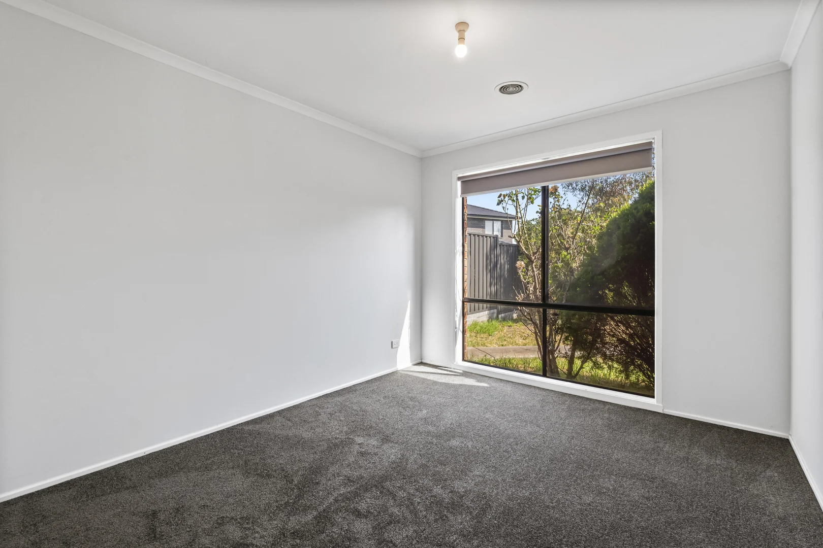 Additional image 12 of 27 Verona Drive, Taylors Lakes VIC 3038