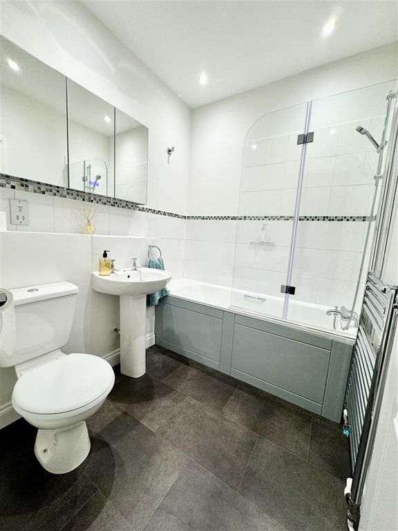 Additional image 11 of 2 bed terraced house to rentBurns Lane, Modbury, Ivybridge PL21