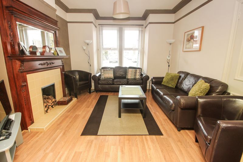 6 bed shared accommodation to rentWaterloo Road, Bournemouth BH9 photo 5