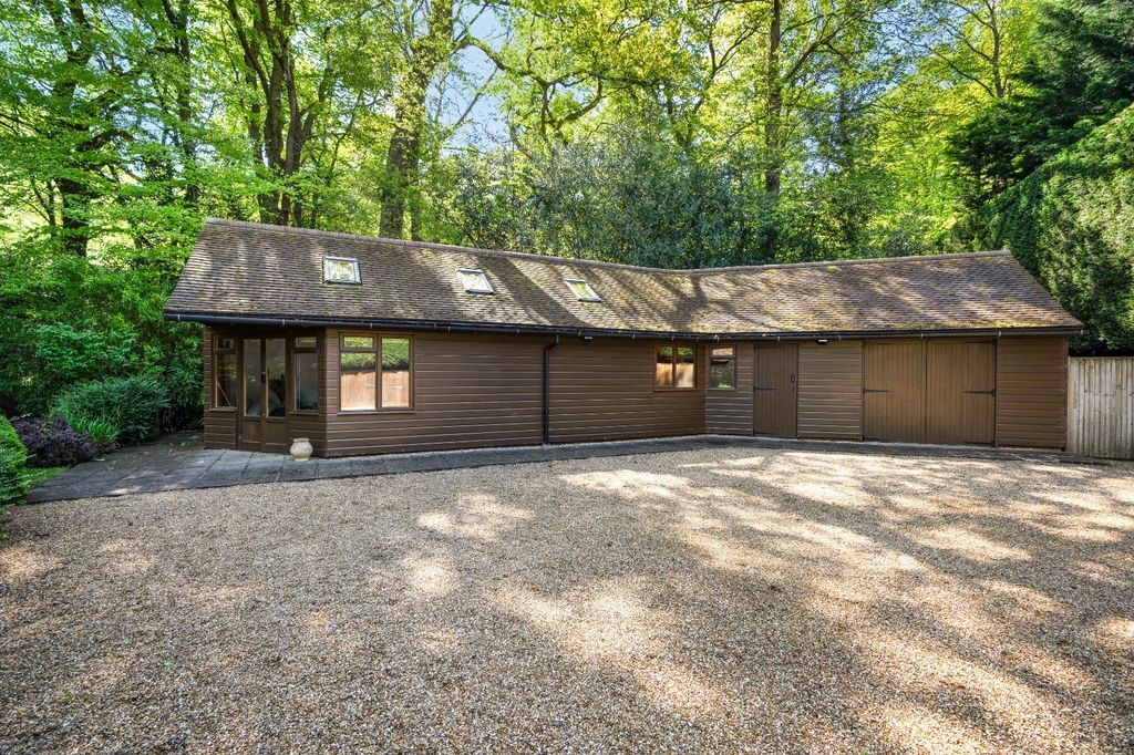 Additional image 20 of 7 bed detached house to rentWestwood Road, Windlesham, Surrey GU20